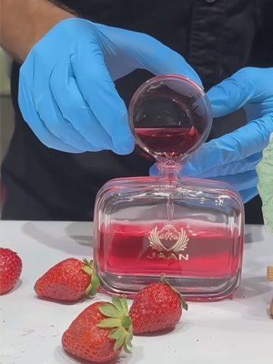 Strawberry Perfumes Reigns