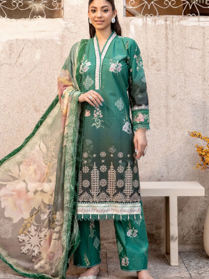 Cultural Glamour: Drape Yourself in Heritage with "MAHPARA" presented By Meerak Official ..!!